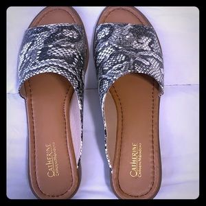 Like brand new Catherine Malandrino Slides